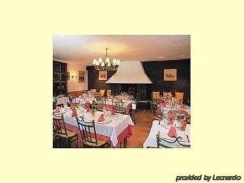 ***  Hotel Restaurante La Masieta Creixell İspanya